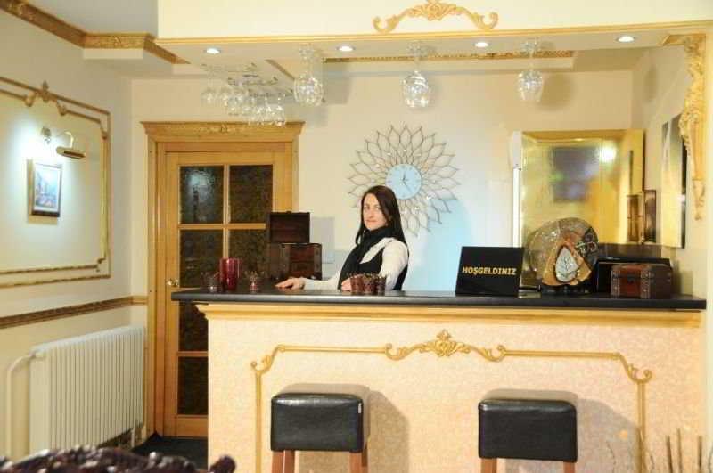Hotel Royal Skopje Buitenkant foto